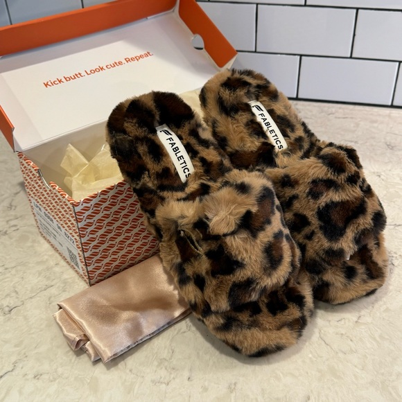 Fabletics Shoes - Fabletics Faux Fur Leopard Print Slides Slippers - Size 8